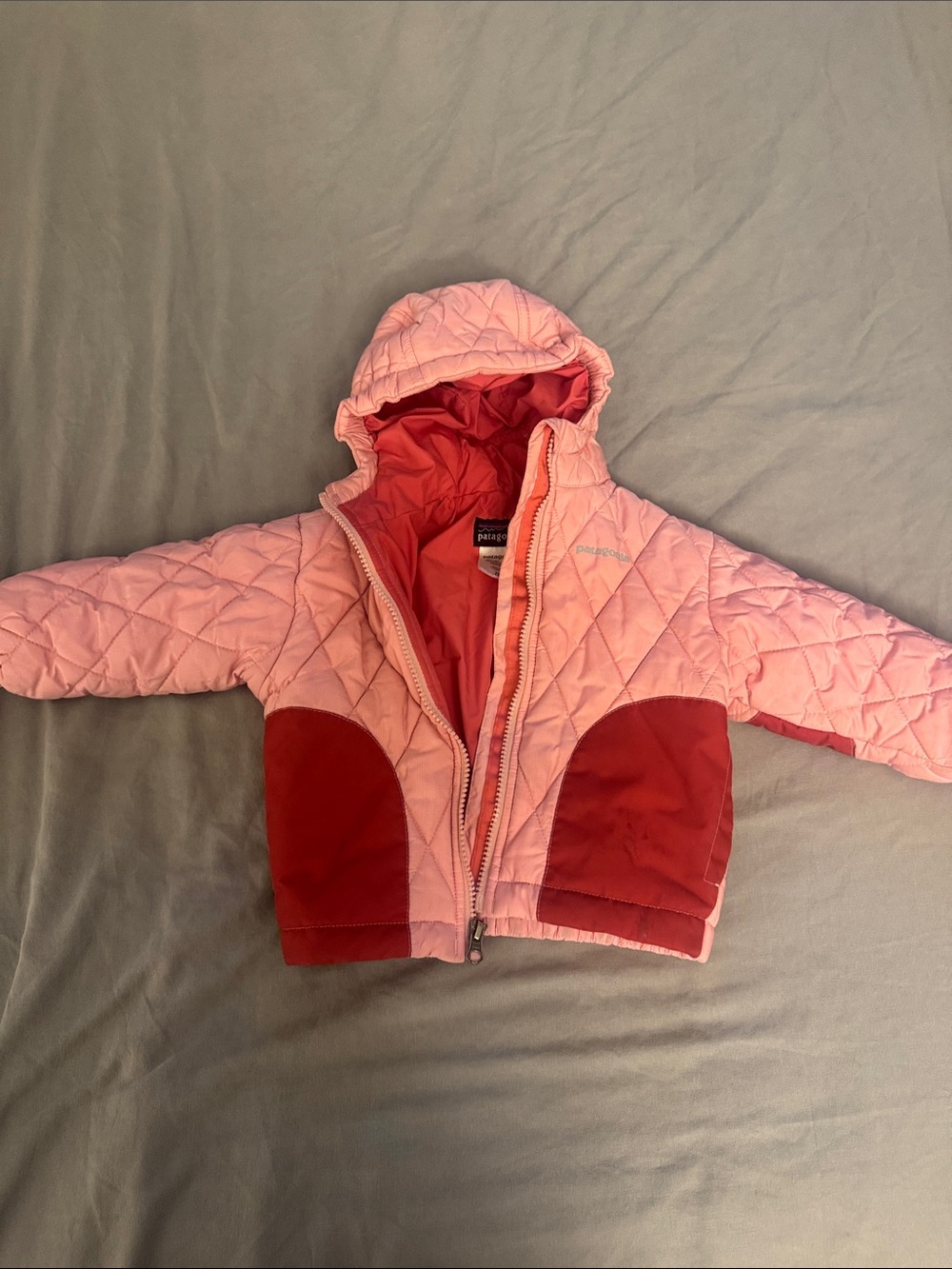Patagonia Kids Pink Hooded Quilted Jacket with Red Pocket Panels